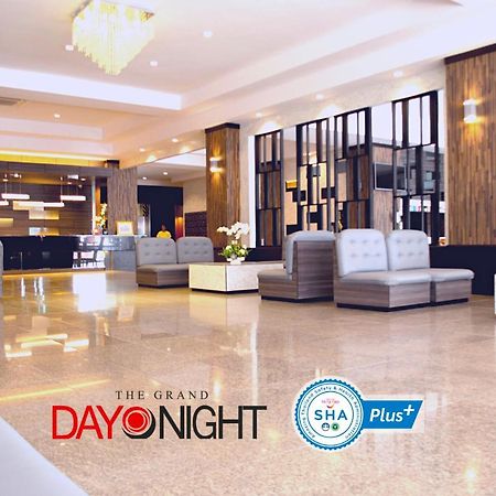 Hotel The Grand Day Night Pattaya Exterior foto
