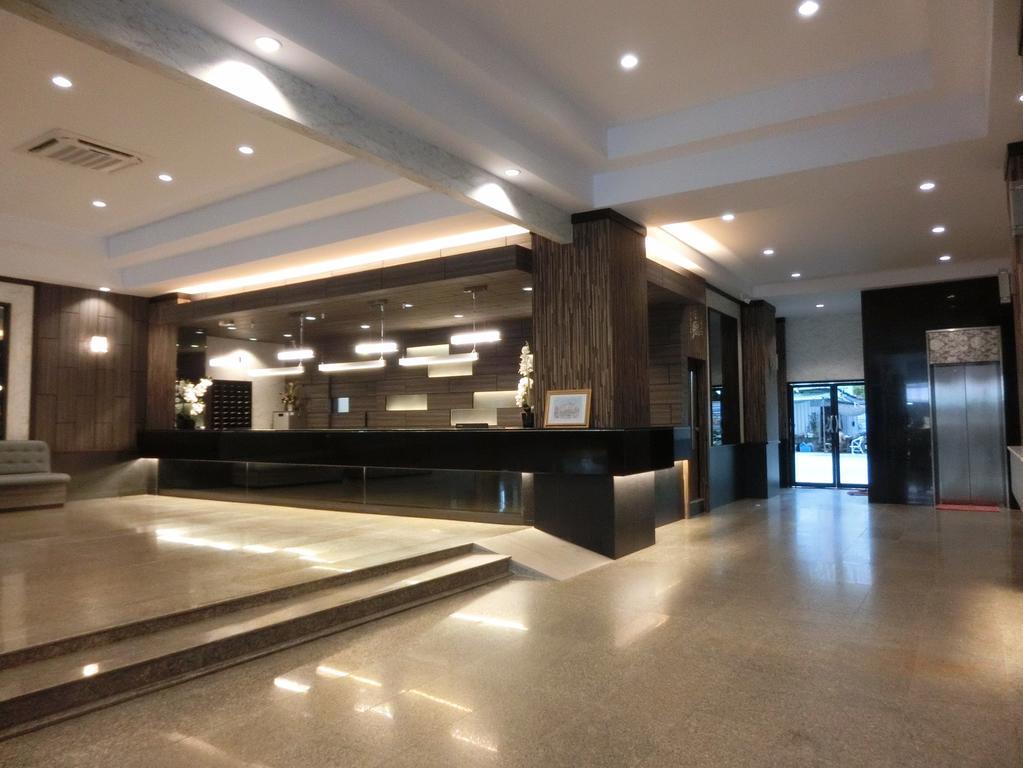 Hotel The Grand Day Night Pattaya Exterior foto